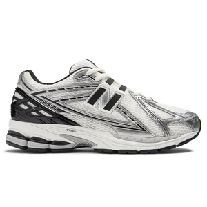 Obrázek produktu Unisex boty New Balance M1906RER – stříbrný