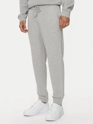Obrázek produktu United Colors Of Benetton Teplákové kalhoty 342ZUF01B Šedá Regular Fit