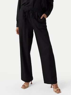Obrázek produktu Vero Moda Kalhoty z materiálu Jesmilo 10287363 Černá Regular Fit