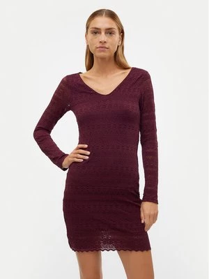 Obrázek produktu Vero Moda Koktejlové šaty Zoe 10315445 Bordó Slim Fit