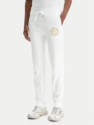 Obrázek produktu Versace Jeans Couture Teplákové kalhoty 80HAAT02 CF01T Bílá Regular Fit