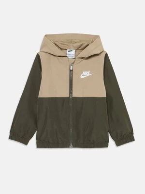 Obrázek produktu Větrovka Nike khaki