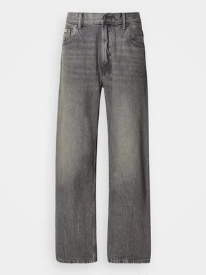 Obrázek produktu Volné džíny Calvin Klein Jeans šedý denim