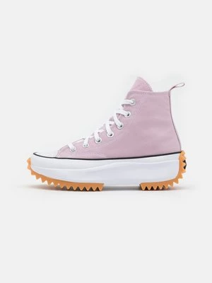 Obrázek produktu Vysoké tenisky Converse