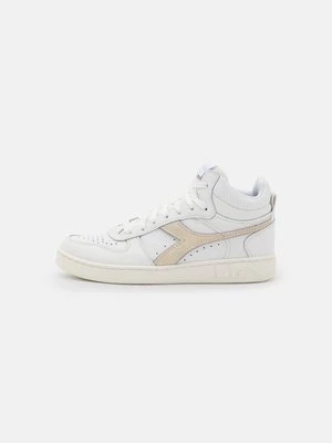 Obrázek produktu Vysoké tenisky Diadora