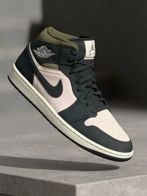 Obrázek produktu Vysoké tenisky Jordan