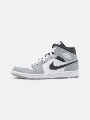 Obrázek produktu Vysoké tenisky Jordan