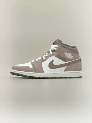Obrázek produktu Vysoké tenisky Jordan