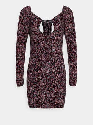 Obrázek produktu Žerzejové šaty Missguided