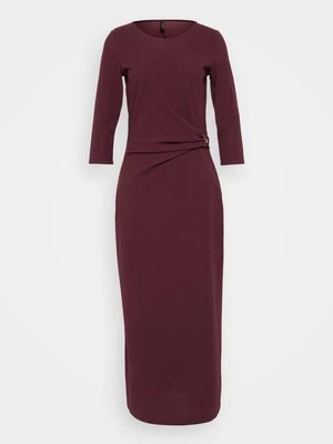 Obrázek produktu Žerzejové šaty Vero Moda Tall