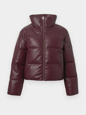 Obrázek produktu Zimní bunda Abercrombie & Fitch bordeaux