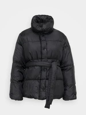 Obrázek produktu Zimní bunda Gina Tricot Petite