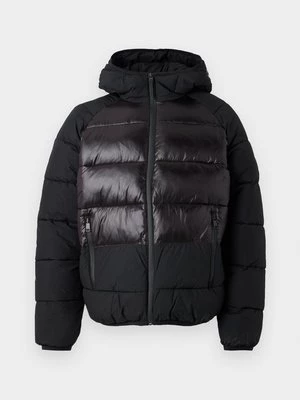Obrázek produktu Zimní bunda Tommy Jeans