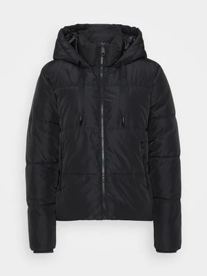 Obrázek produktu Zimní bunda Vero Moda Tall