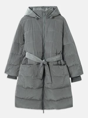 Obrázek produktu Zimní kabát Armani Exchange