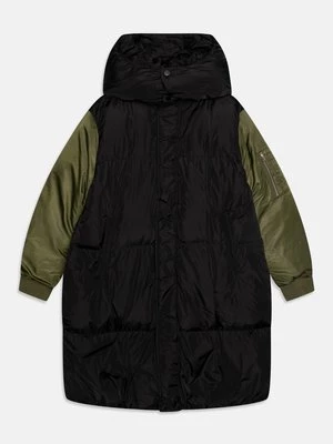 Obrázek produktu Zimní kabát MM6 Maison Margiela černá