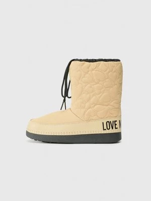 Obrázek produktu Zimní obuv Love Moschino