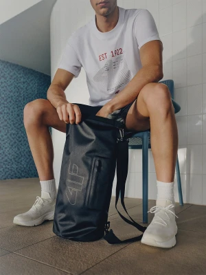 Obrázek produktu 4F Voděodolný batoh-vak na vodní sporty 15 L - černý one size