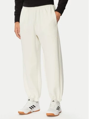 Obrázek produktu adidas Teplákové kalhoty Soft Lux KF8574 Krémová Regular Fit