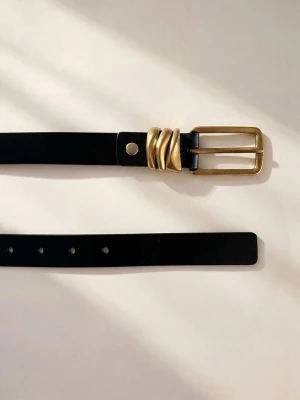 Obrázek produktu ARMIE Opasek 'The Katy Leather Belt' černá