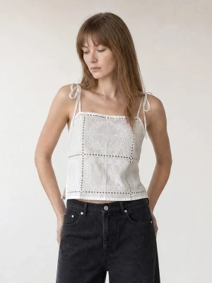 Obrázek produktu ARMIE Top 'The Apple Cropped Square Neck Top' bílá