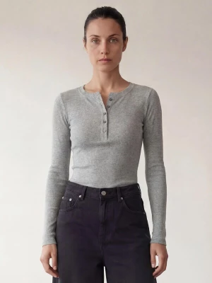 Obrázek produktu ARMIE Tričko 'The Petra Henley Slim-Fit Top - LGM' světle šedá