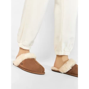 Obrázek produktu Bačkory Ugg W Scuffette II 1106872 Hnědá