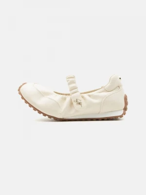 Obrázek produktu Baleríny s páskem Steve Madden