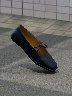 Obrázek produktu Baleríny s páskem Steve Madden černá