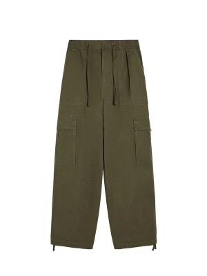 Obrázek produktu Bershka Kapsáče 'Bas' olivová