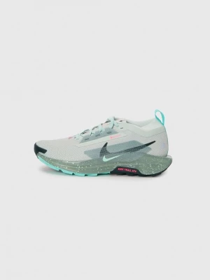 Obrázek produktu Běžecké boty do terénu Nike stříbrná barva
