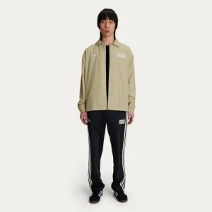 Obrázek produktu BUNDA TOUR COACH Adidas Stone Khaki