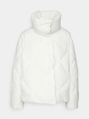 Obrázek produktu Bunda z prachového peří Calvin Klein