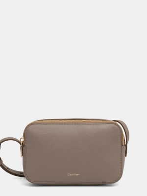 Obrázek produktu Calvin Klein crossbody kabelka dámská z imitace kůže béžová