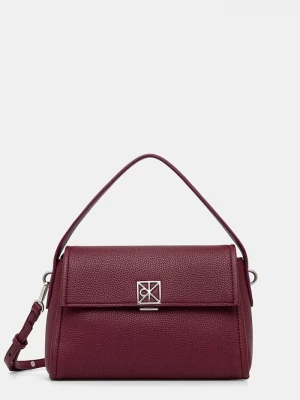 Obrázek produktu Calvin Klein crossbody kabelka dámská z imitace kůže burgundské