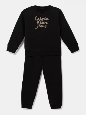 Obrázek produktu Calvin Klein Jeans Dětská tepláková souprava Calvin Klein Jeans černá