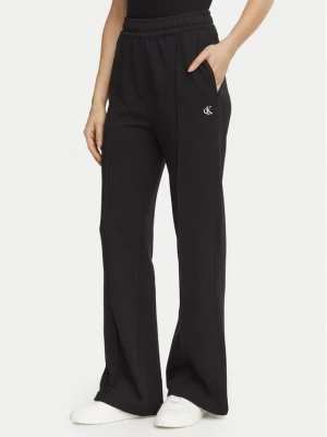 Obrázek produktu Calvin Klein Jeans Teplákové kalhoty Monogram LV047H220G Černá Flare Fit
