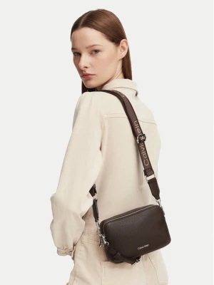 Obrázek produktu Calvin Klein Kabelka Webbing 2X Strap Camera Bag LV04F3656G Tmavě hnědá