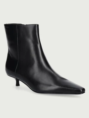 Obrázek produktu Calvin Klein kotníkové boty dámské kožené KITTEN HEEL ANKLE BOOT LTH černá