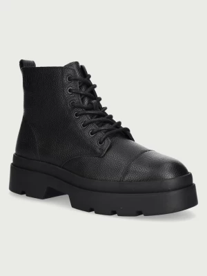Obrázek produktu Calvin Klein trekové boty pánské kožené LUGGED MID LACE UP TC TU LTH černá
