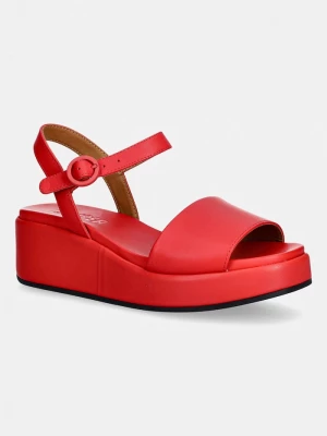 Obrázek produktu Camper sandály na klínku dámské kožené Misia červená