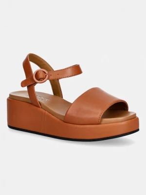 Obrázek produktu Camper sandály na klínku dámské kožené Misia hnědá
