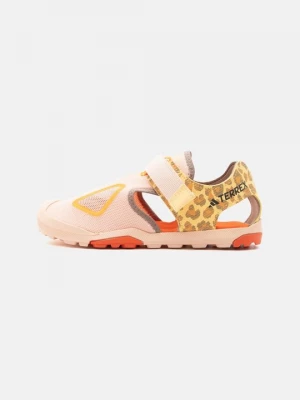 Obrázek produktu Chodecké sandály Adidas Terrex růžová