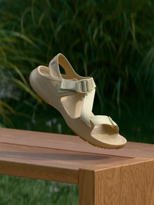 Obrázek produktu Chodecké sandály Crocs béžová