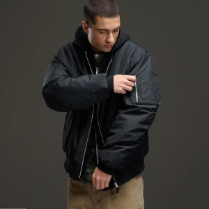 Obrázek produktu Cropp - Bunda bomber s kapucí - černý