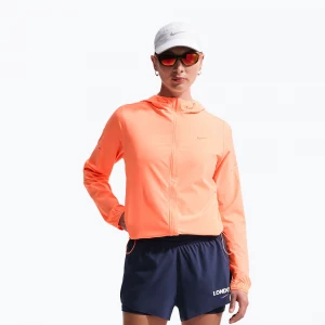 Obrázek produktu Dámská běžecká bunda Nike Swift Repel Packable orange pulse