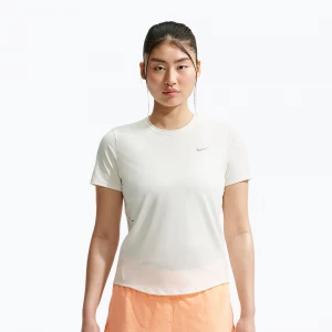 Obrázek produktu Dámské běžecké tričko Nike Swift Dri-Fit sail