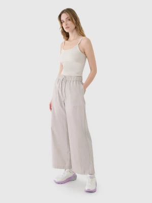 Obrázek produktu Dámské kalhoty casual s širokými nohavicemi - béžové 4F