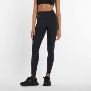 Obrázek produktu Dámské legíny New Balance WP53168BK – černé