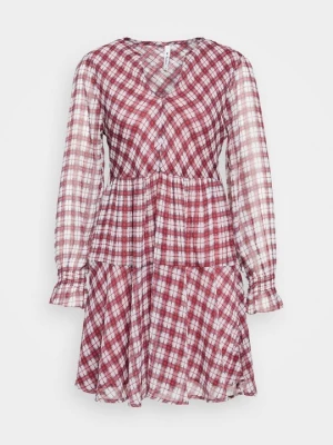 Obrázek produktu Denní šaty Pepe Jeans červená